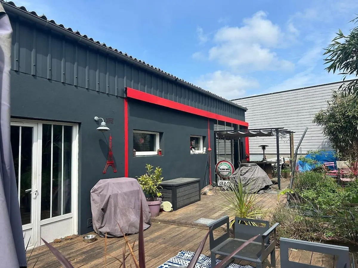 Loft-Style House, Close To Downtown And Shops Vannes 0*,  Francia
